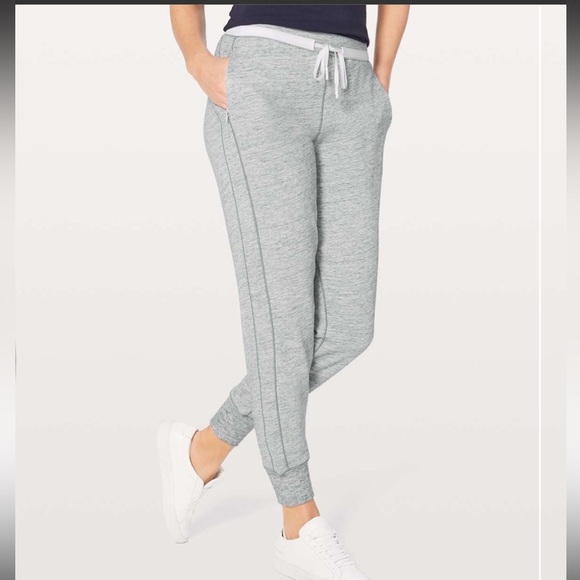 Lululemon | Cool & Collected Jogger Heathered Comfort Errands Running Athleisure - Picture 1 of 8